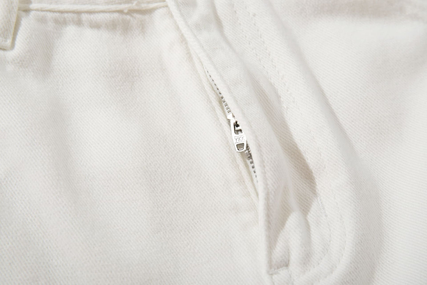 All White Baggy Jeans